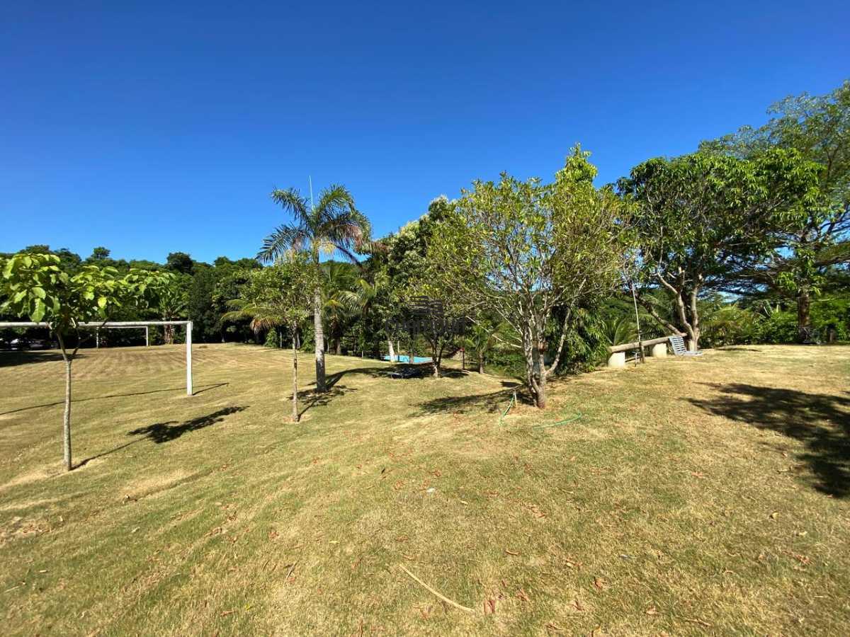 Chácara à venda no Village do Sol: Linda chácara com casa maravilhosa pertinho da praia no village do sol