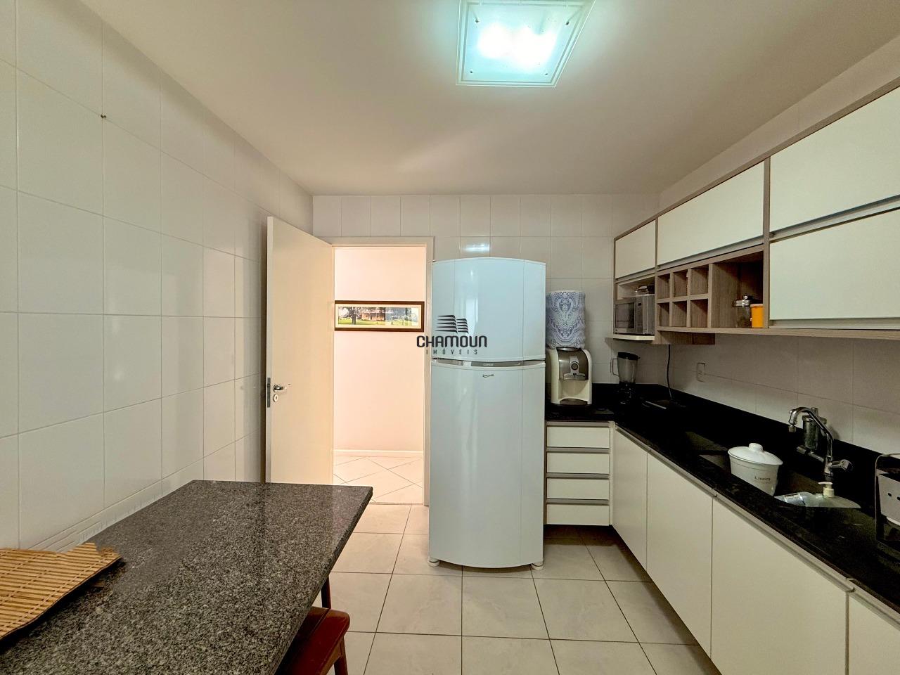 Apartamento à venda no Enseada Azul: Apto com 3 quartos 1 suíte na Praia de Bacutia