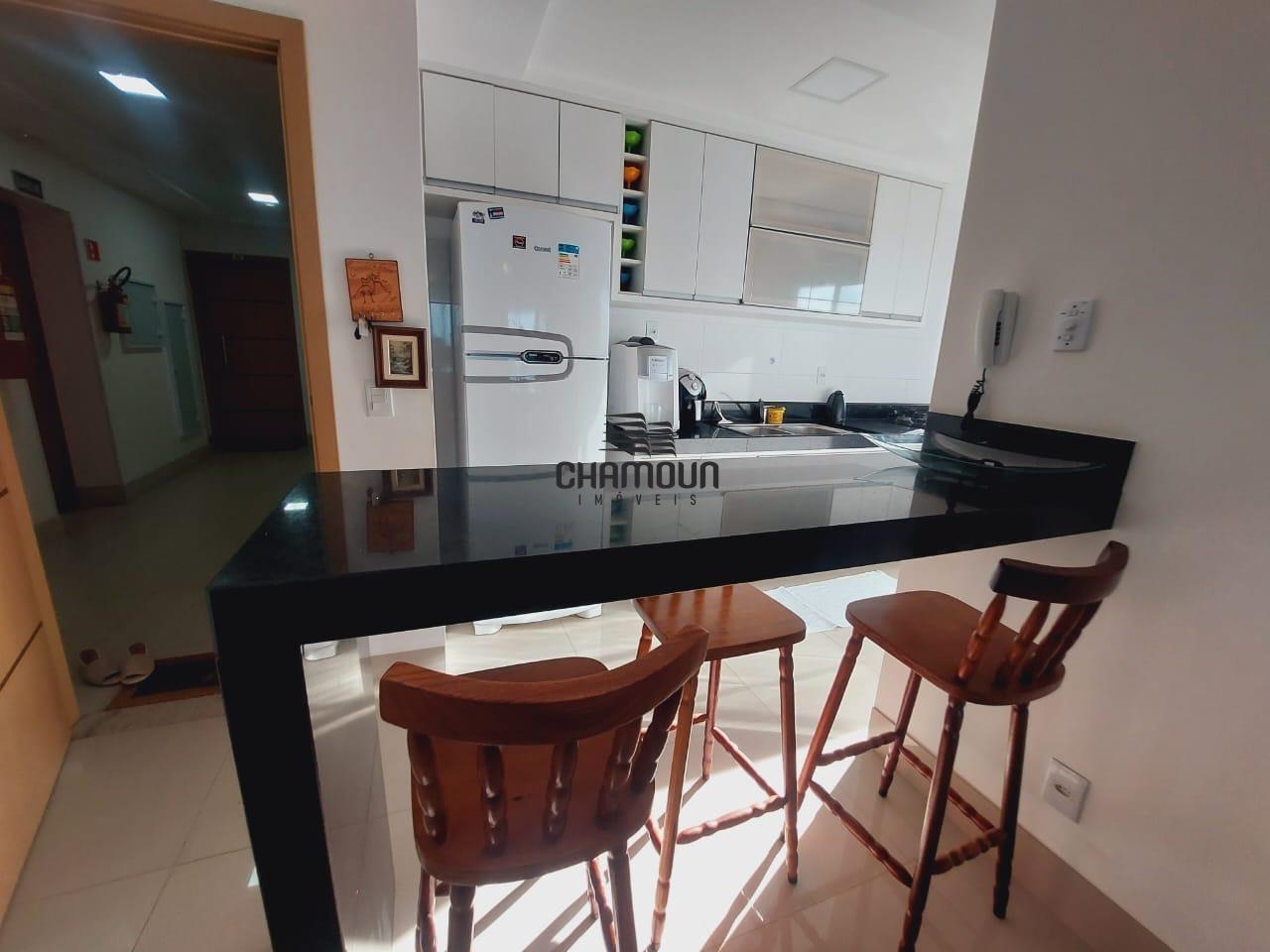 Apartamento à venda no Praia do Morro: 03 quartos sendo 01 suite, 02 Vagas de Garagem, Vista p/ o Mar, Praia do Morro, Guarapari - ES