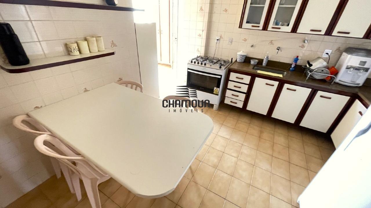 Apartamento à venda no Praia do Morro: 03 Quartos sendo 01 Suite, 02 Vagas de Garagem, Area de Lazer, Beira Mar, Praia do Morro, Guarapari - 