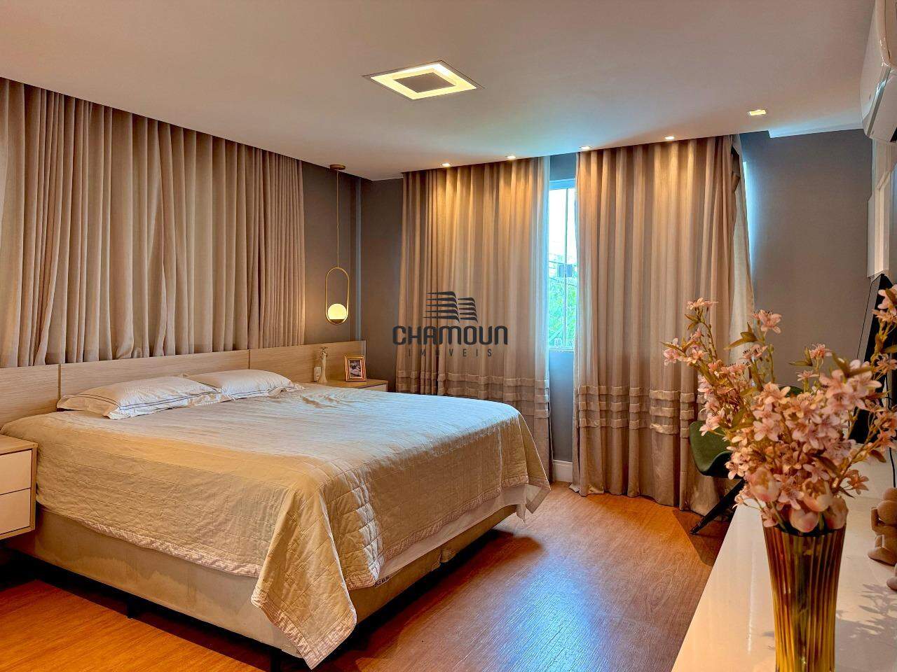 Casa à venda no Jardim Boa Vista: Exclusividade: Casa Duplex à Venda, 4 quartos, sendo 1 suite, com Piscina e Área Gourmet – Próxima à Praia do Morro