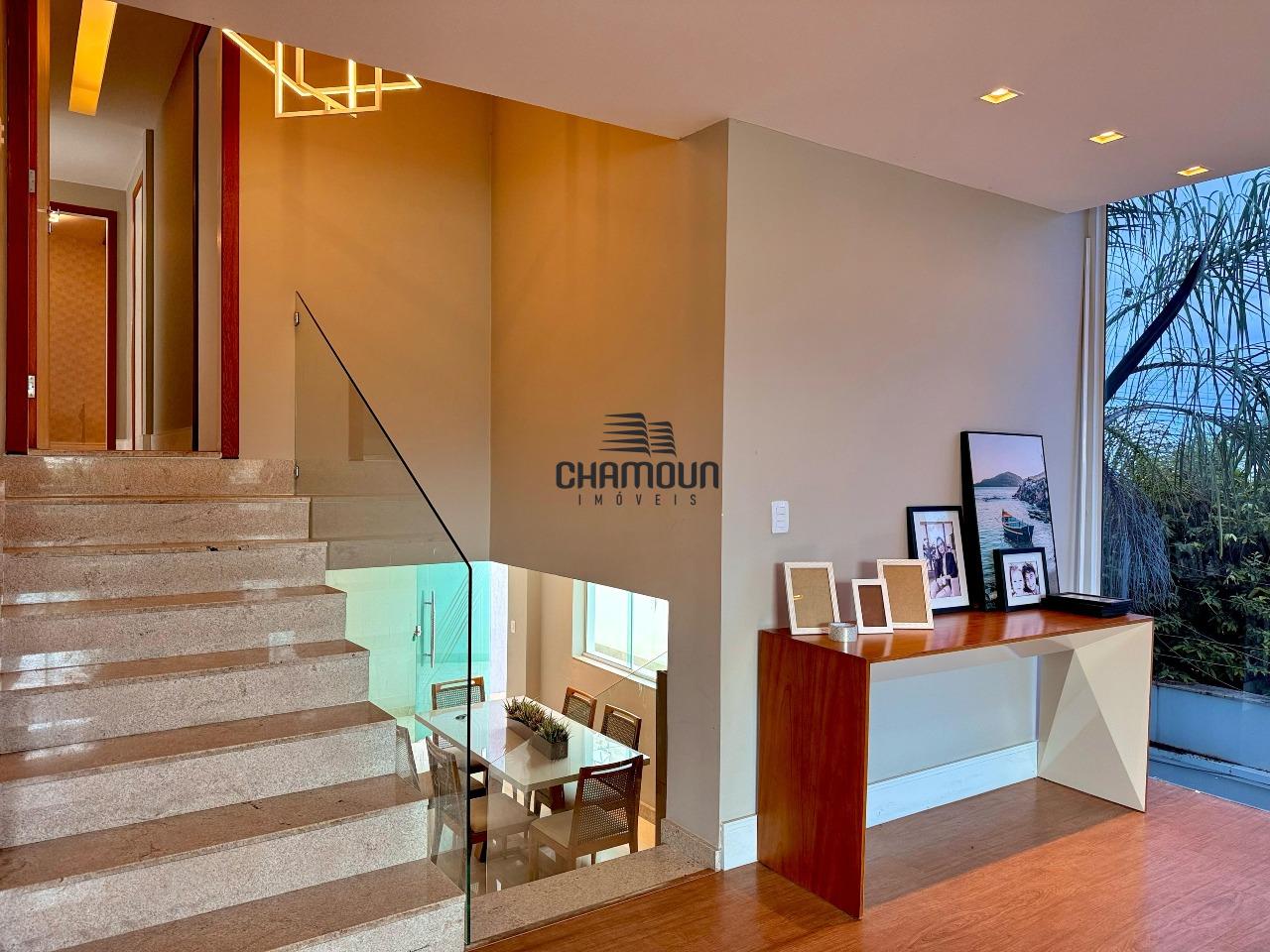 Casa à venda no Jardim Boa Vista: Exclusividade: Casa Duplex à Venda, 4 quartos, sendo 1 suite, com Piscina e Área Gourmet – Próxima à Praia do Morro