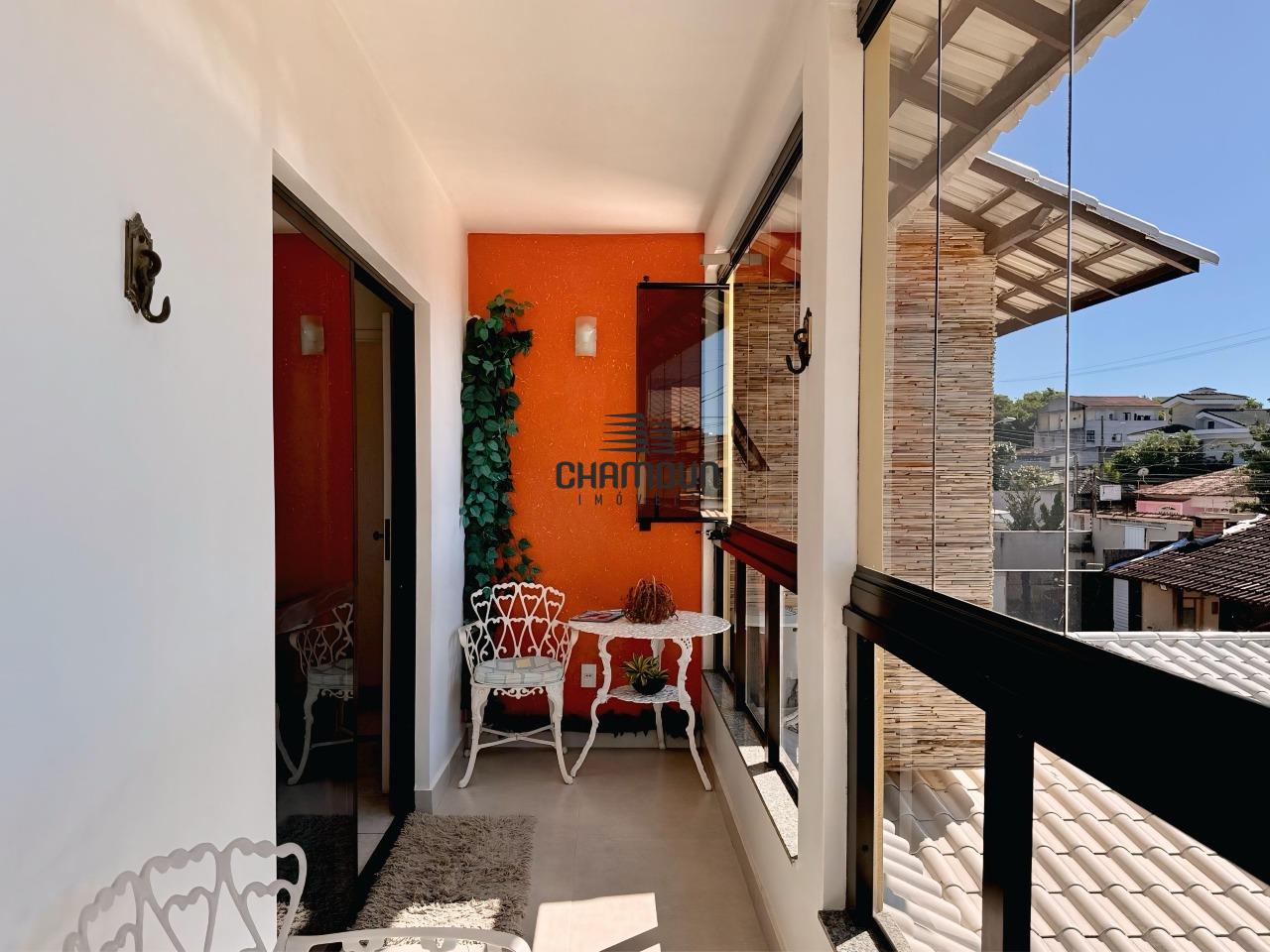 Casa à venda no Itapebussu: Casa Duplex com 4 suítes em Itapebussu Guarapari