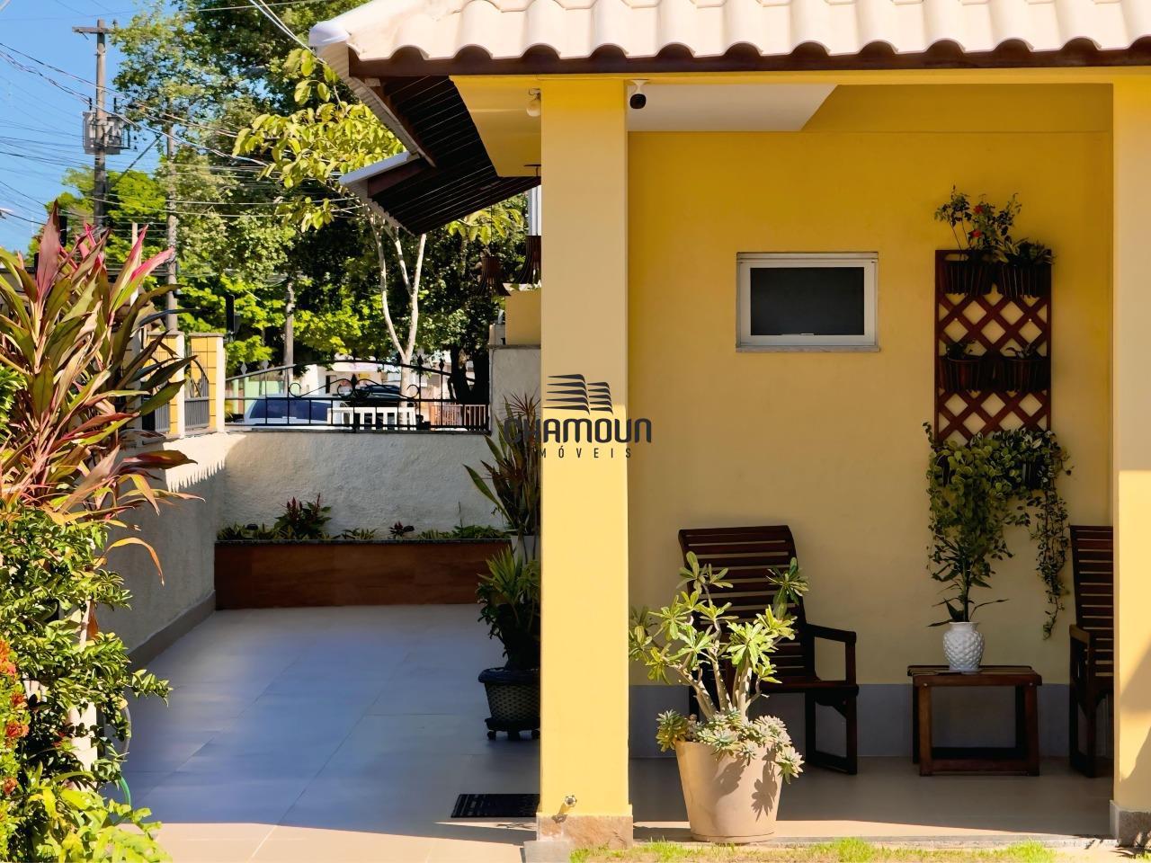 Casa à venda no Itapebussu: Casa Duplex com 4 suítes em Itapebussu Guarapari