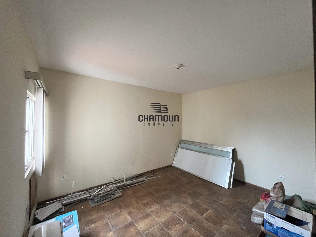 Apartamento à venda no Parque Leopoldina: Apartamento na Avenida Alberto Torres próximo da antiga Faculdade de Filosofia de Campos.