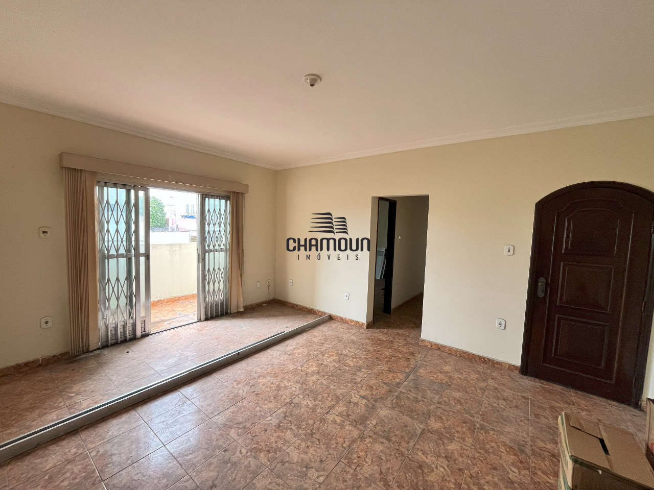 Apartamento à venda no Parque Leopoldina: Apartamento na Avenida Alberto Torres próximo da antiga Faculdade de Filosofia de Campos.