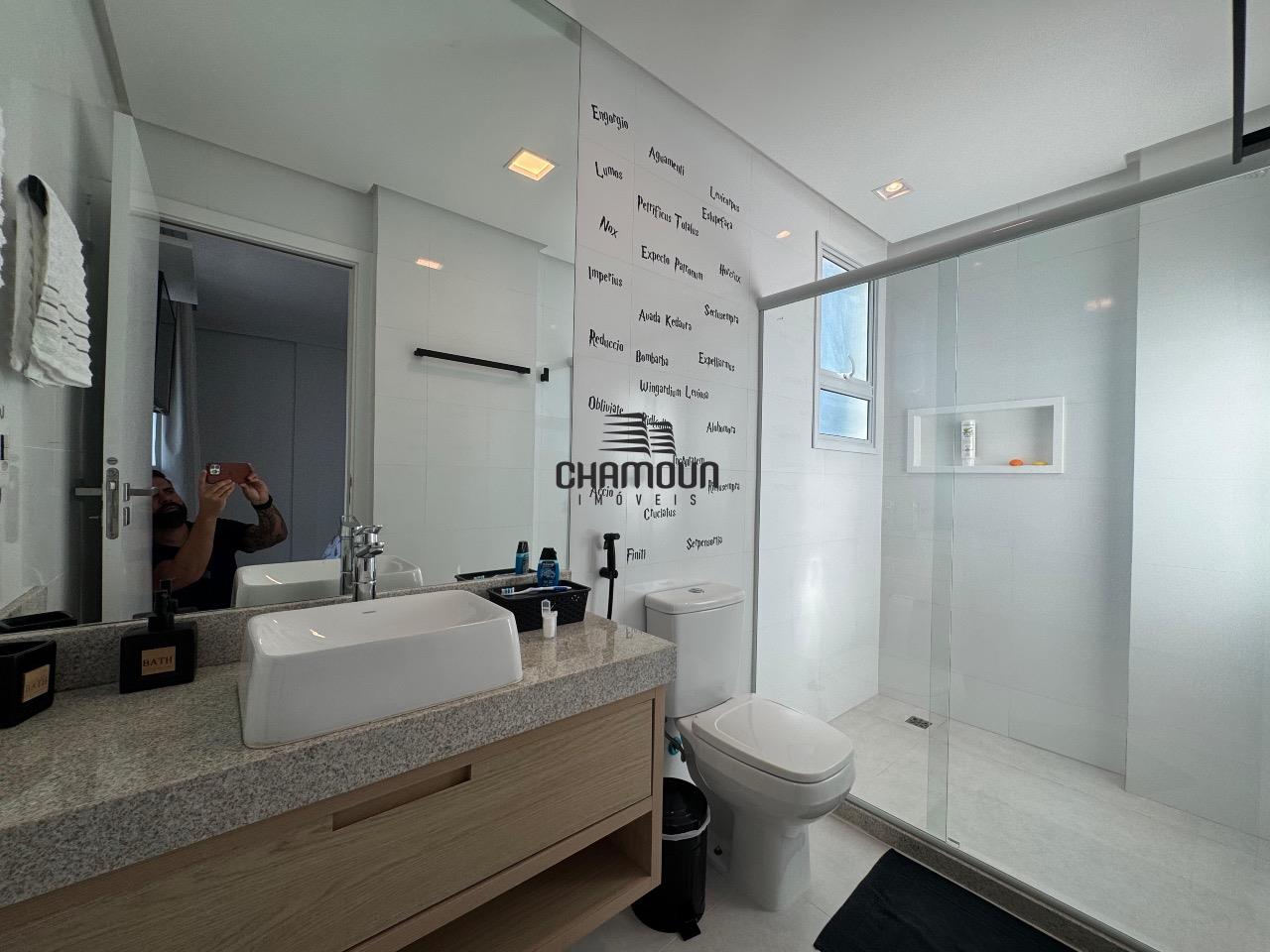 Apartamento à venda no Praia do Morro: 3 quartos, 2 suítes, 2 vagas, Praia do Morro - Guarapari/ES