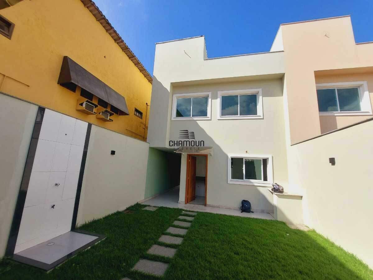 Casa à venda no Praia do Morro:  3 quartos suíte com varanda