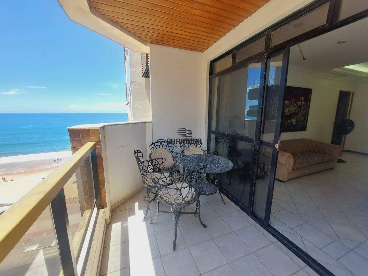 Apartamento à venda no Praia do Morro:  3 quartos sendo 1 suite + DCE e 2 vagas e vista para o mar na Praia do Morro - Guarapari ES