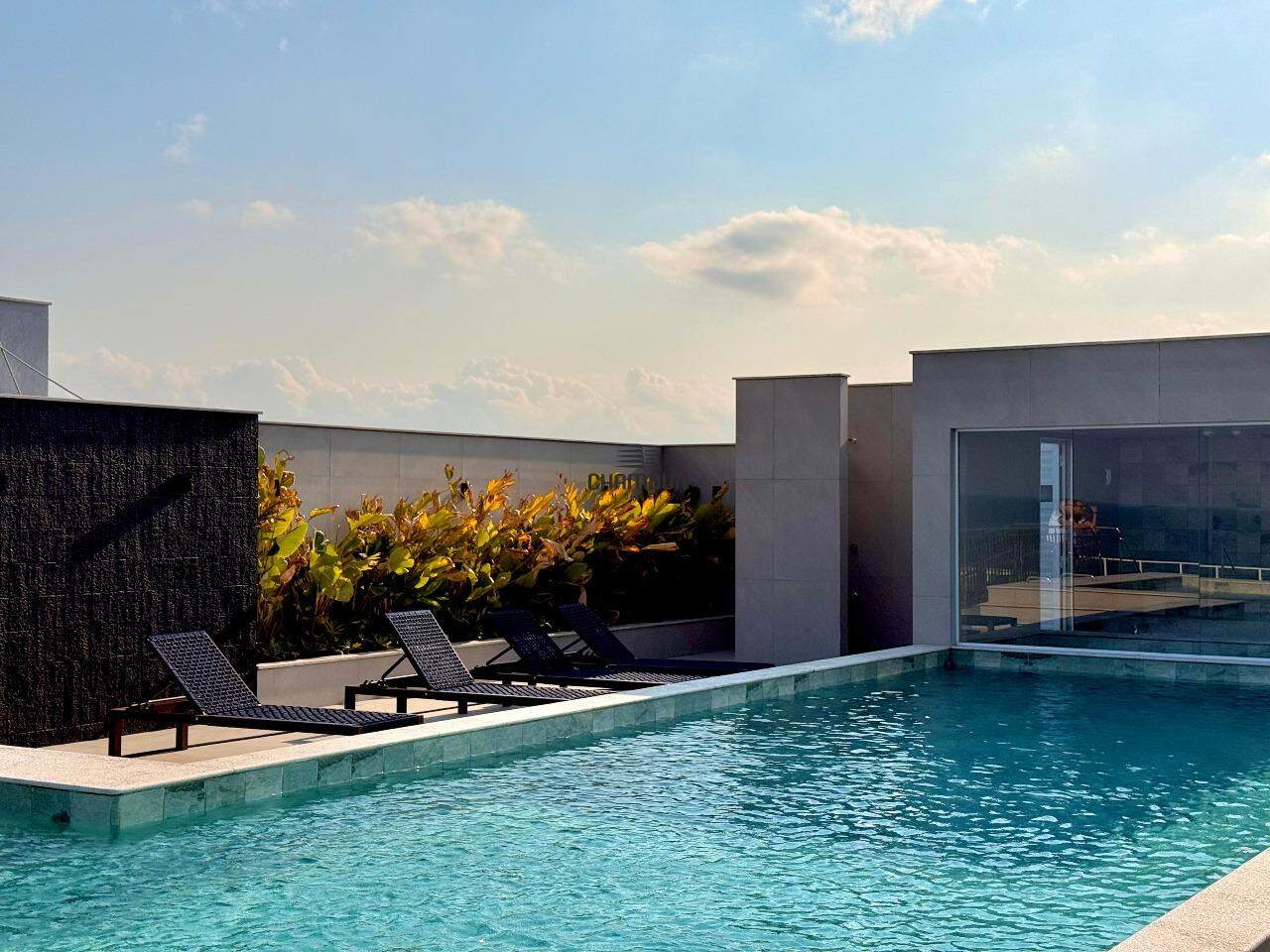 Apartamento à venda no Enseada Azul: Apartamento com 2 suítes a venda na Peracanga 