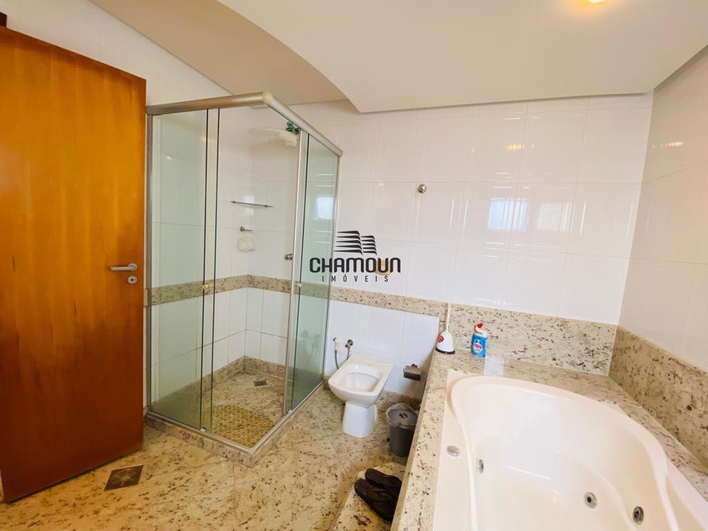 Cobertura à venda no Praia do Morro: Cobertura Linear, 04 Quartos, 02 Suites, Frente para o Mar, 03 Vagas de Garagem, Praia do Morro, Guarapari - ES