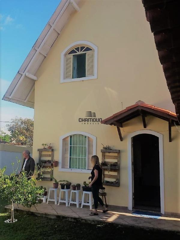 Casa à venda no Enseada Azul: Casa Duplex, 05 Quartos, Area Gourmet c/ Churrasqueira, 06 Vagas de garagem, Enseada Azul, Guarapari - ES