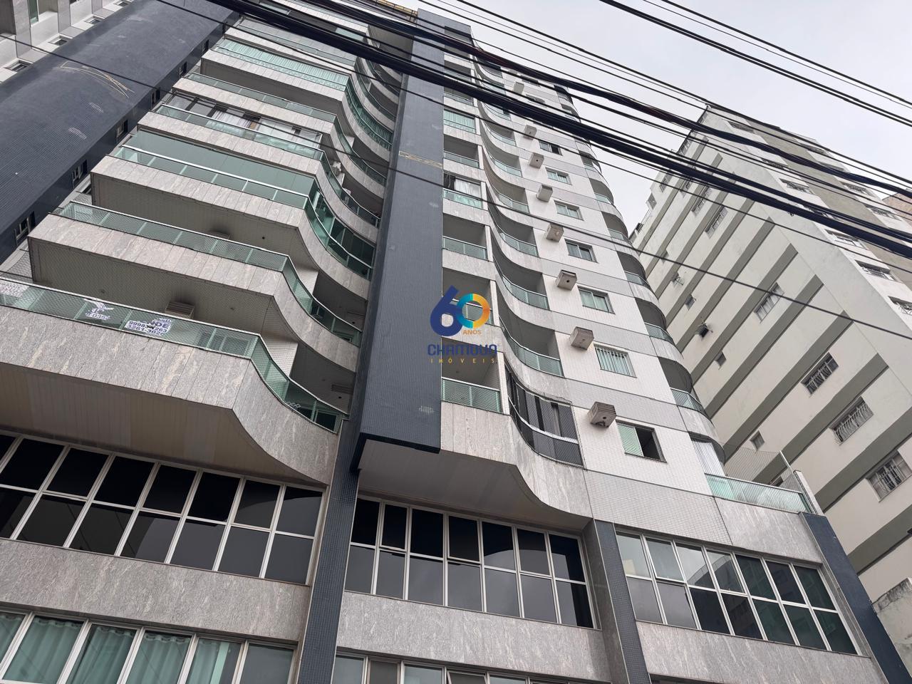 Loja à venda no Centro: Loja com 1 vaga de garagem no Centro de Guarapari