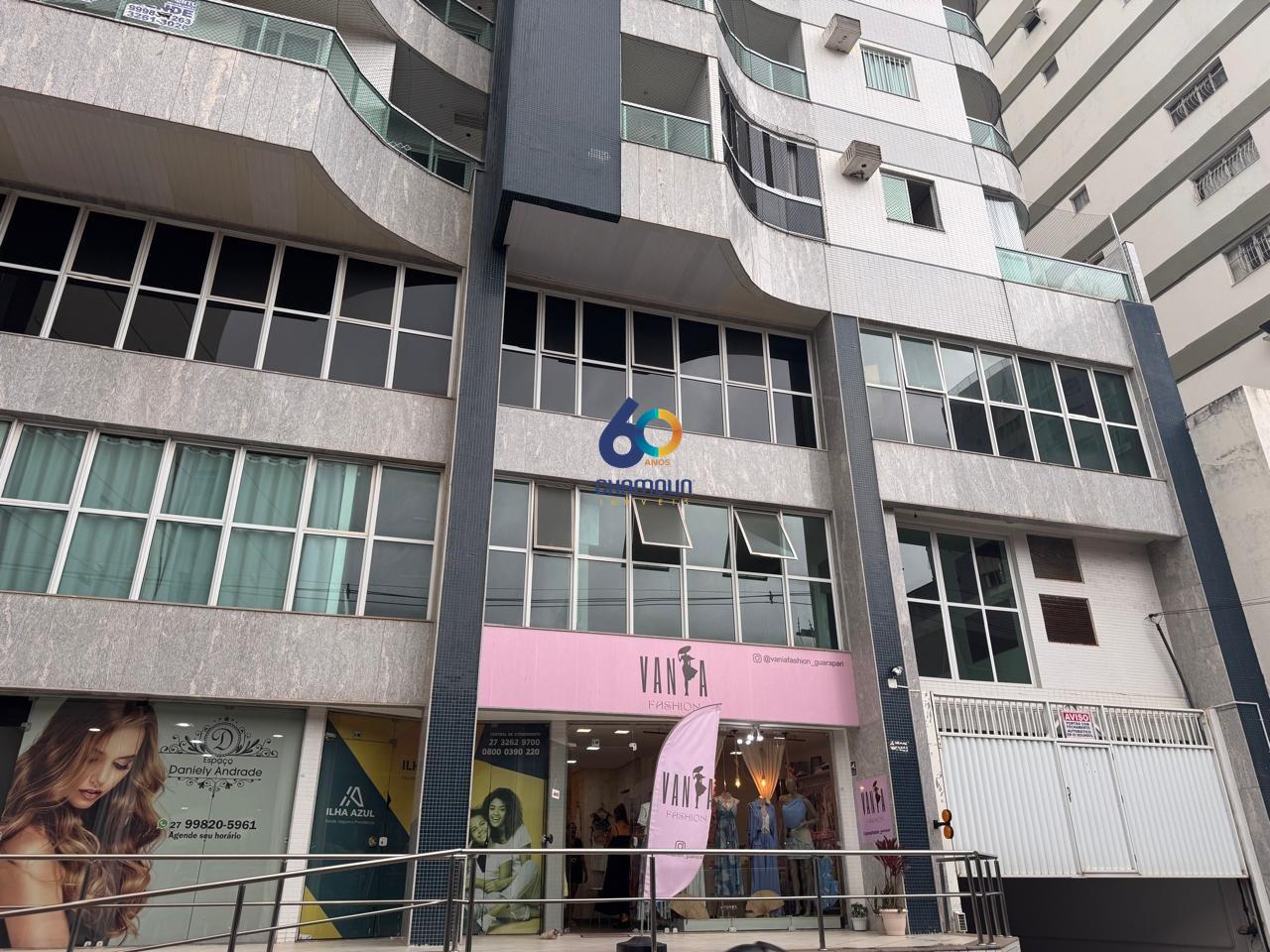 Loja à venda no Centro: Loja com 1 vaga de garagem no Centro de Guarapari