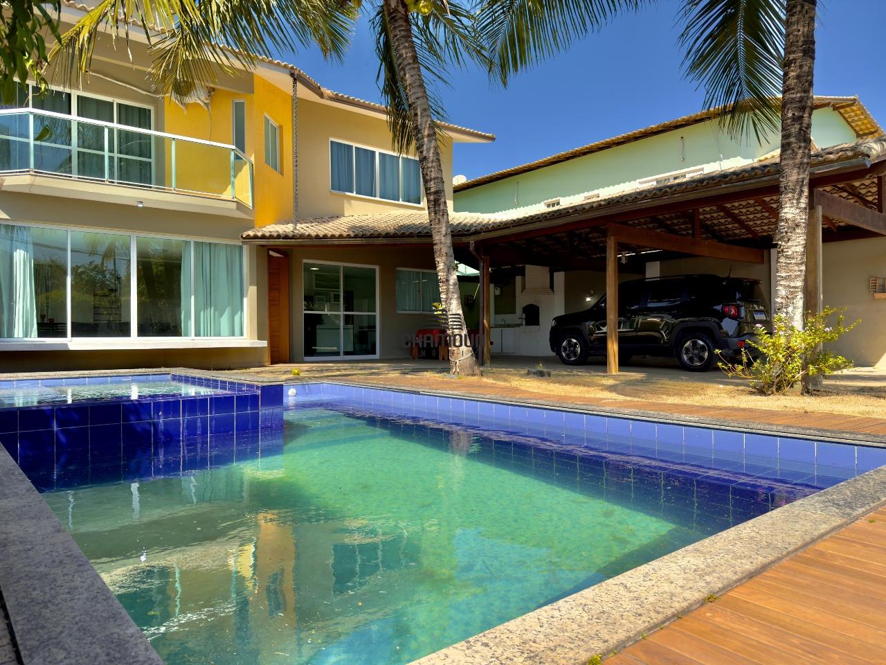 Casa à venda no Nova Guarapari: Casa 5 quartos 1 suíte 3 banheiros e 6 vagas próximo as lindas praias da Enseada Azul