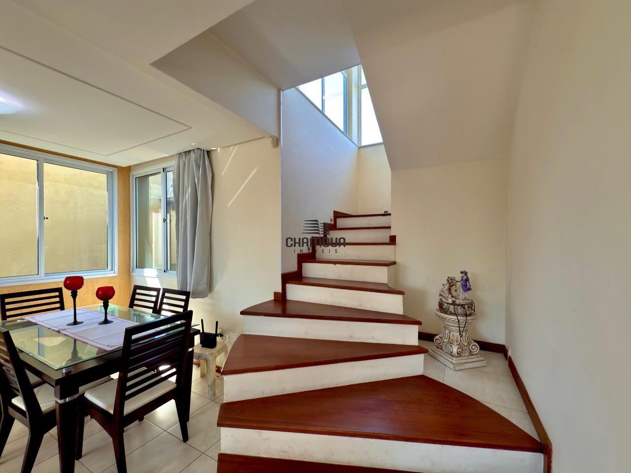 Casa à venda no Nova Guarapari: Casa 5 quartos 1 suíte 3 banheiros e 6 vagas em Nova Guarapari