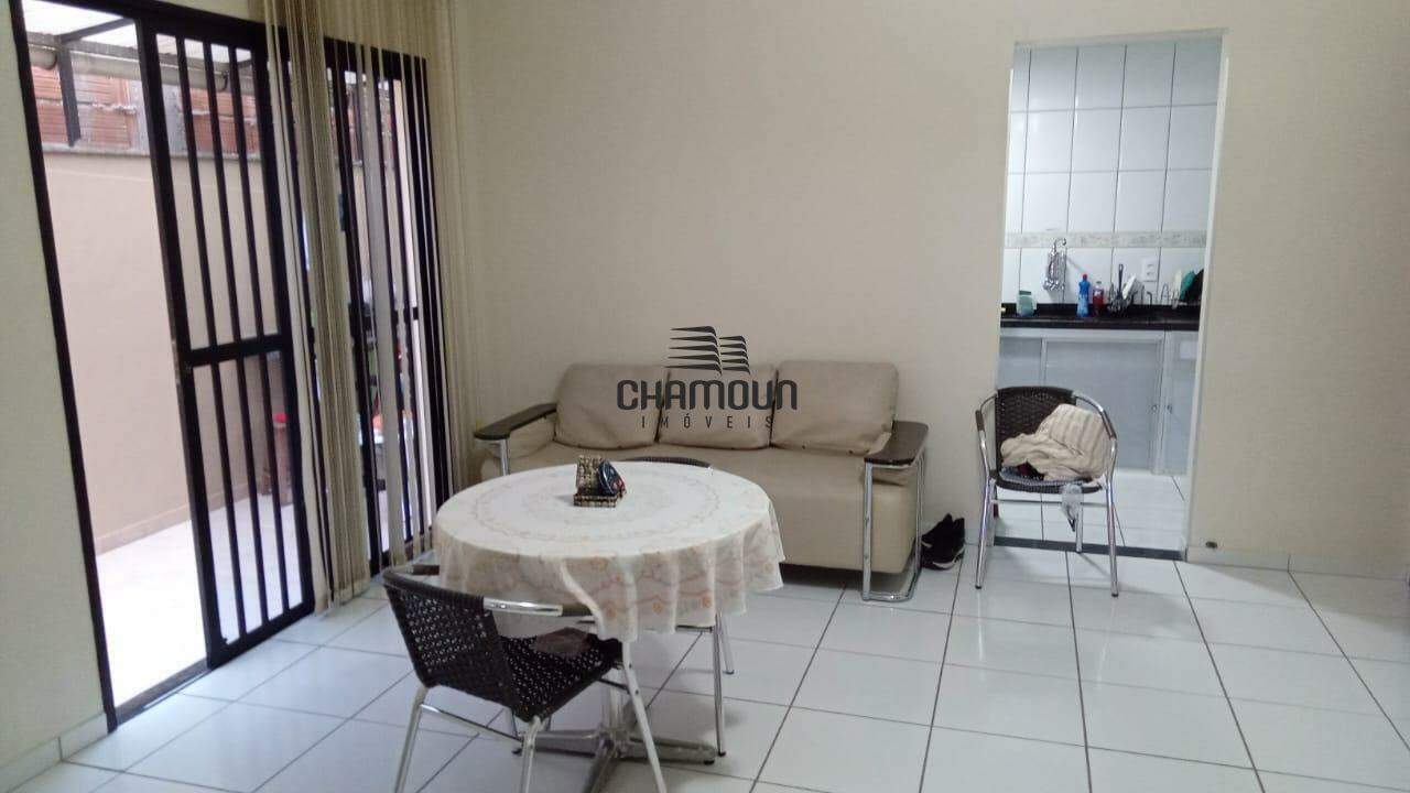 Apartamento à venda no Praia do Morro: Apartamento, 02 Quartos sendo 01 Suite, Area Lateral Externa, 01 Vaga de Garagem, Avenida Paris, Praia do Morro, Guarapari - ES