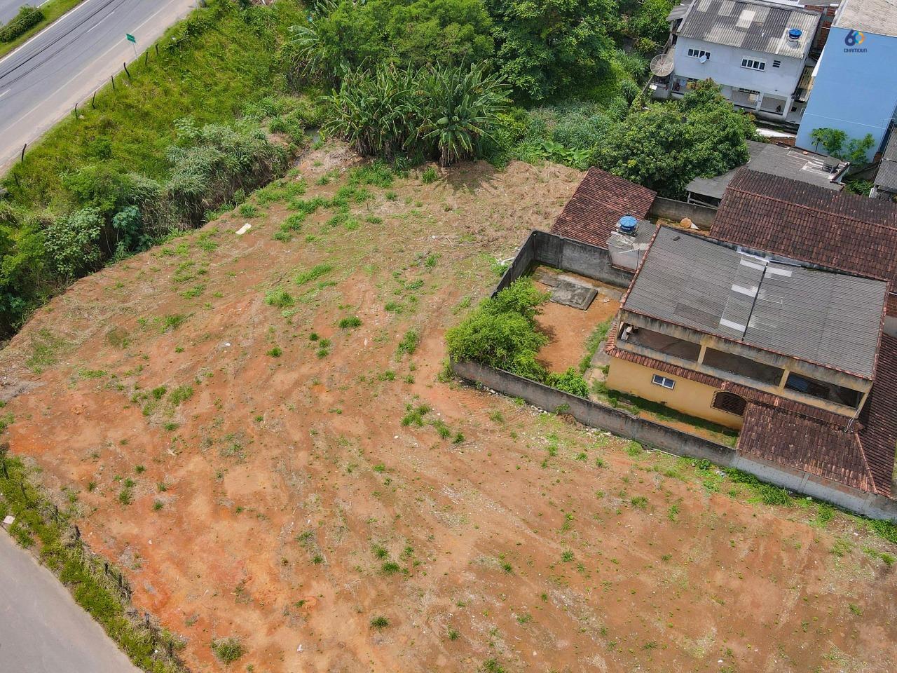 Lote à venda no Muquiçaba: Lote na Rod. Jones dos Santos Neves