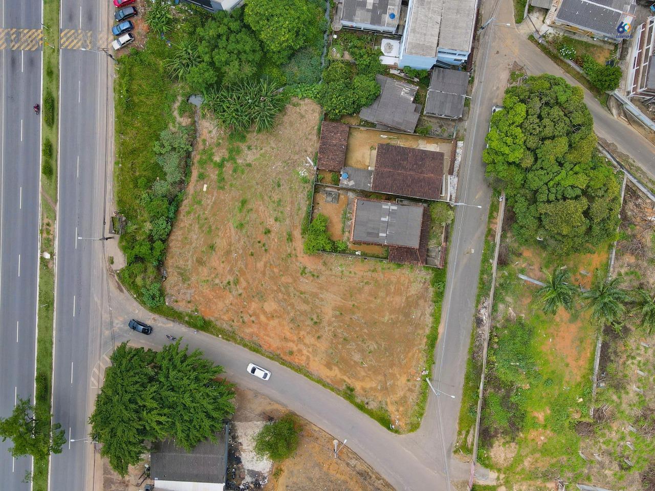 Lote à venda no Muquiçaba: Lote na Rod. Jones dos Santos Neves