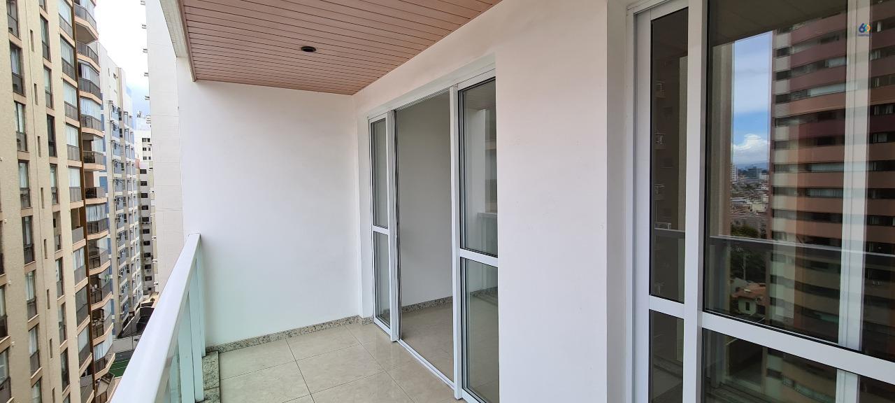 Apartamento à venda no Itapuã: 