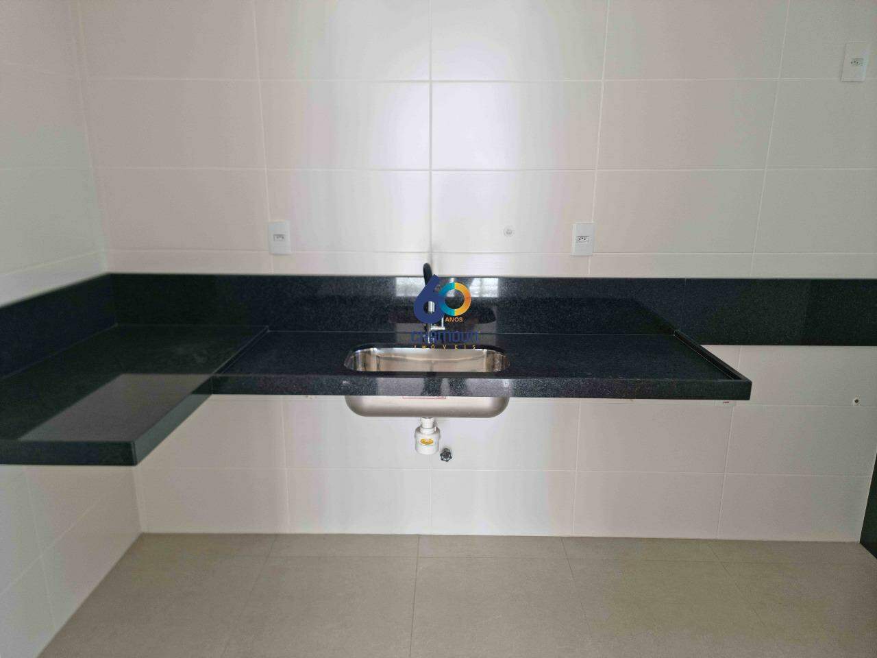 Apartamento à venda no Itapuã: 