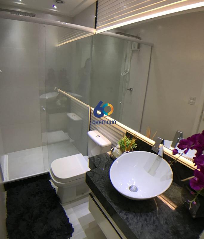 Apartamento à venda no Praia da Costa: Apartamento à venda com 4 Suítes em Vila Velha .