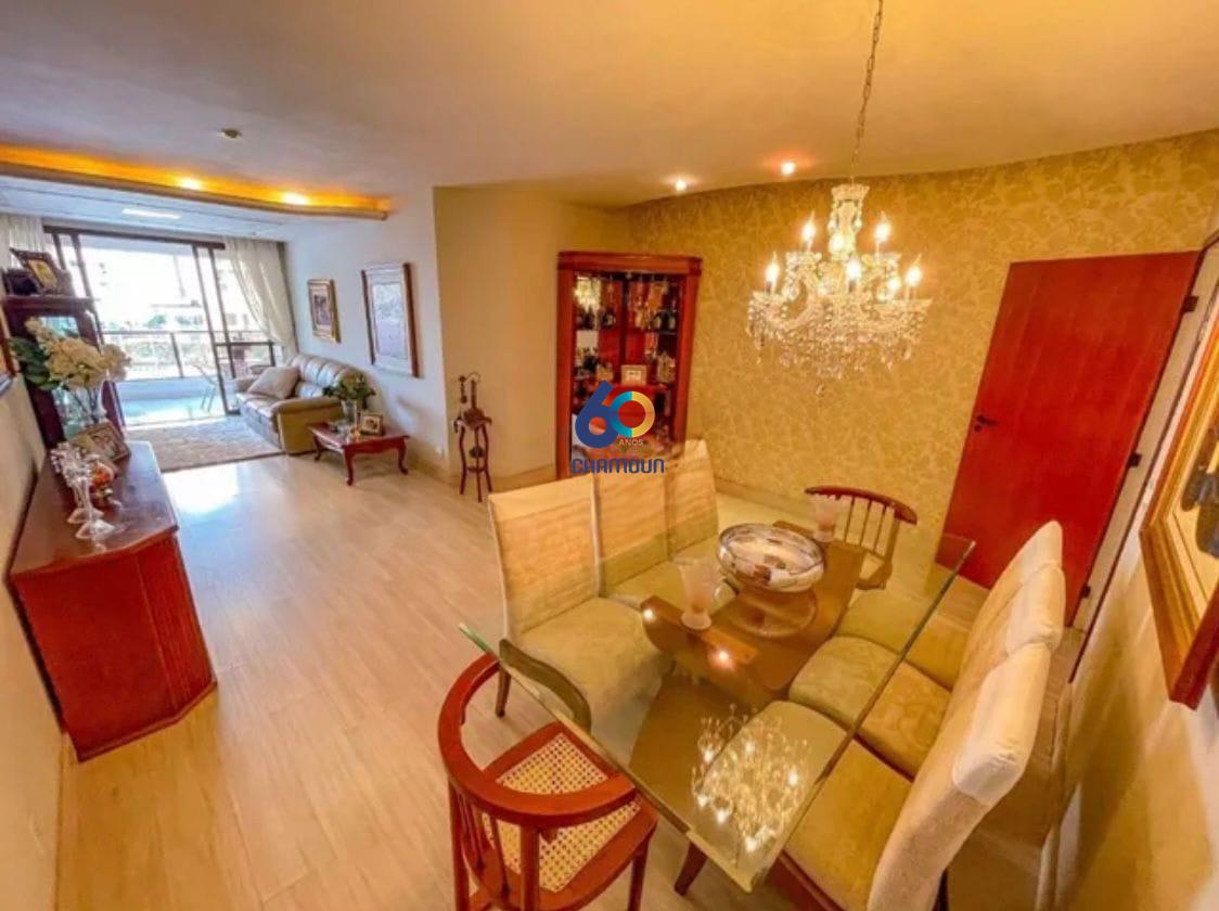 Apartamento à venda no Praia da Costa: Apartamento à venda com 4 quartos na Praia da Costa