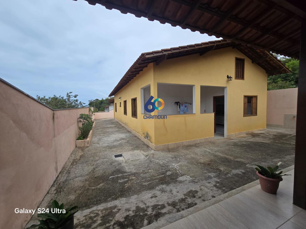 Casa à venda no Santa Monica: Oportunidade em Santa Mônica - Casa Moderna com  Vista para o mar