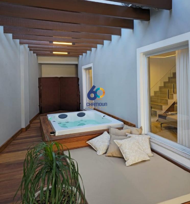 Casa à venda no Centro:  4 Suítes no Coração da Cidade de Domingos Martins.