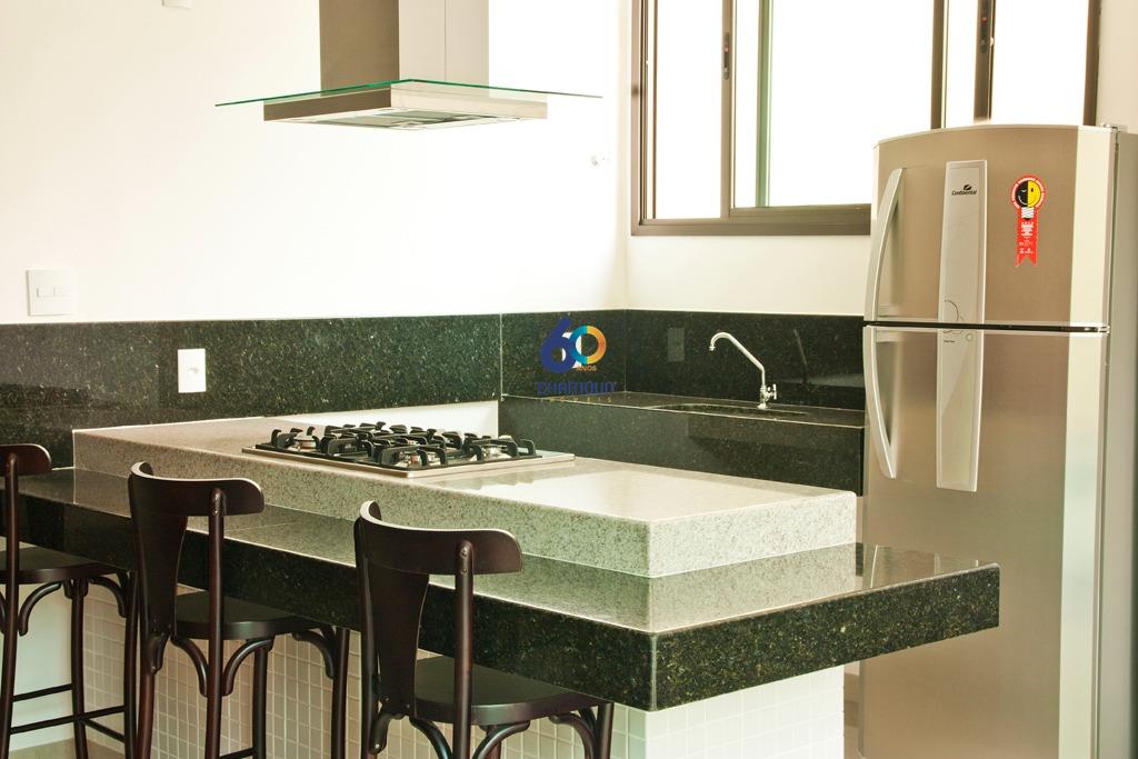 Apartamento à venda no Centro de Vila Velha: Apartamento, 03 quartos sendo 01 suite, 02 Vagas de Garagem Area de Lazer, Praia da Costa, Vila Velha - ES