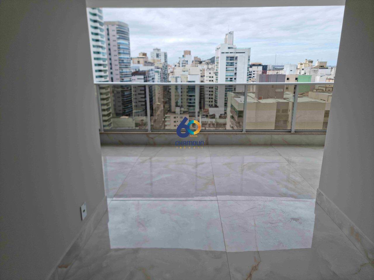 Apartamento à venda no Itapuã: 