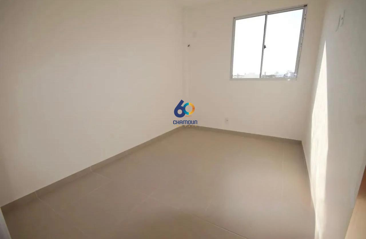 Apartamento à venda no Jardim Limoeiro: 