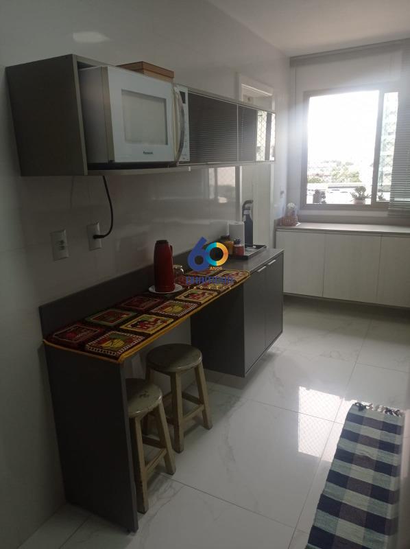 Apartamento à venda no Praia de Itaparica:  02 quartos sendo 01 suite, 01 Vaga de Garagem, Vista Mar, Praia da Costa, Vila Velha - ES