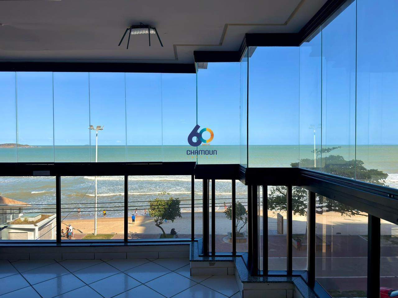 Apartamento à venda no Praia do Morro: Apartamento de 4 quartos de frente para o mar da Praia do Morro em Guarapari