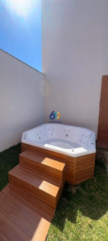 Casa à venda no Interlagos: Casa em Jardins Veneza, 03 Suítes, SPA, Vista p/ o Mar, Interlagos, Vila Velha, Guarapari - ES