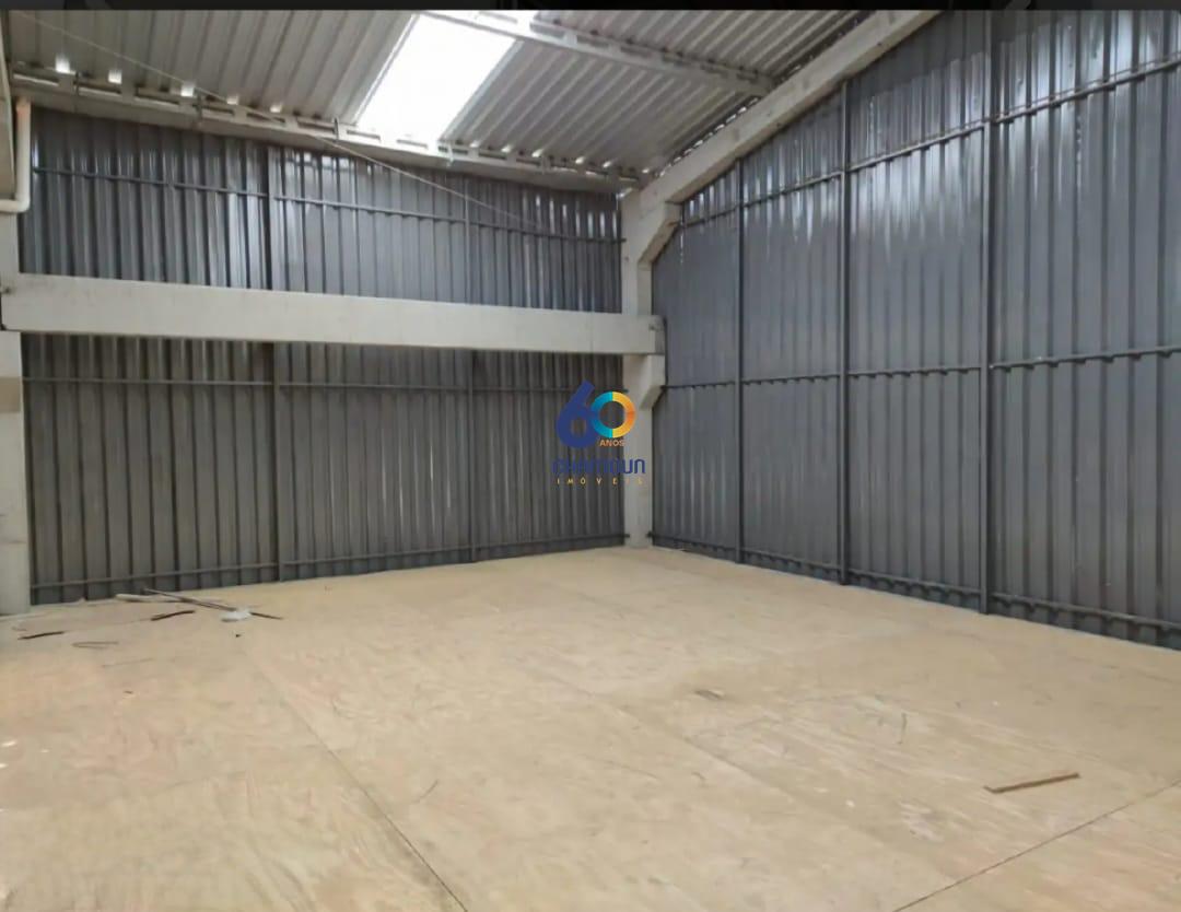 Galpão à venda no Santa Tereza: Galpão à venda em Marataízes.