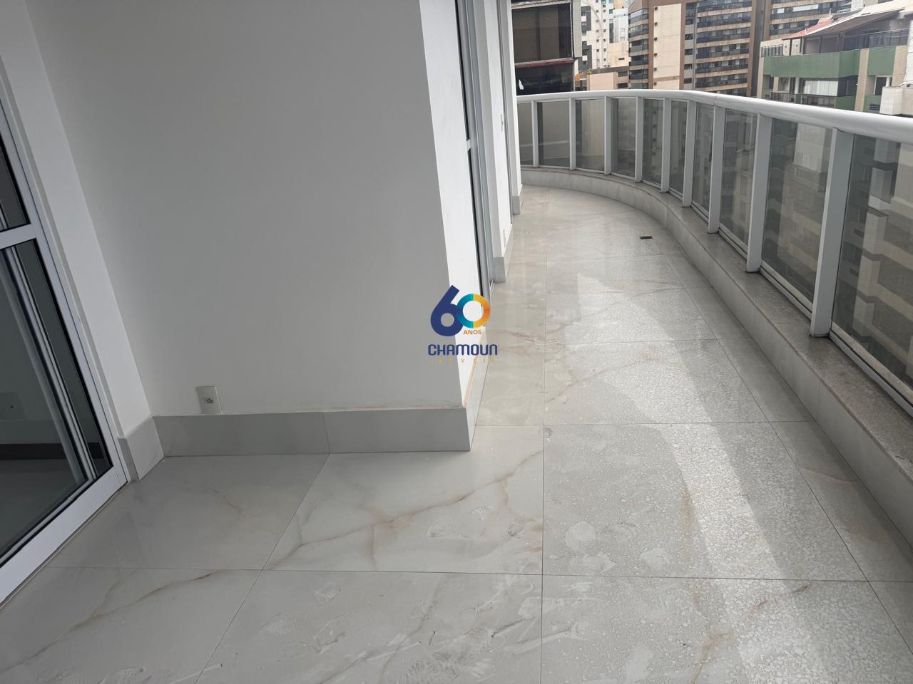 Apartamento à venda no Praia da Costa: Apartamento 4 quartos à venda na Praia da Costa