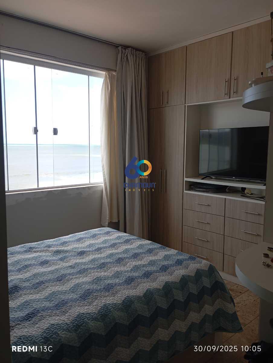 Apartamento à venda no Praia do Morro: Apartamento Frente para o Mar, sala com 2 ambientes com varanda, 3 quartos sendo um suíte na Praia do Morro