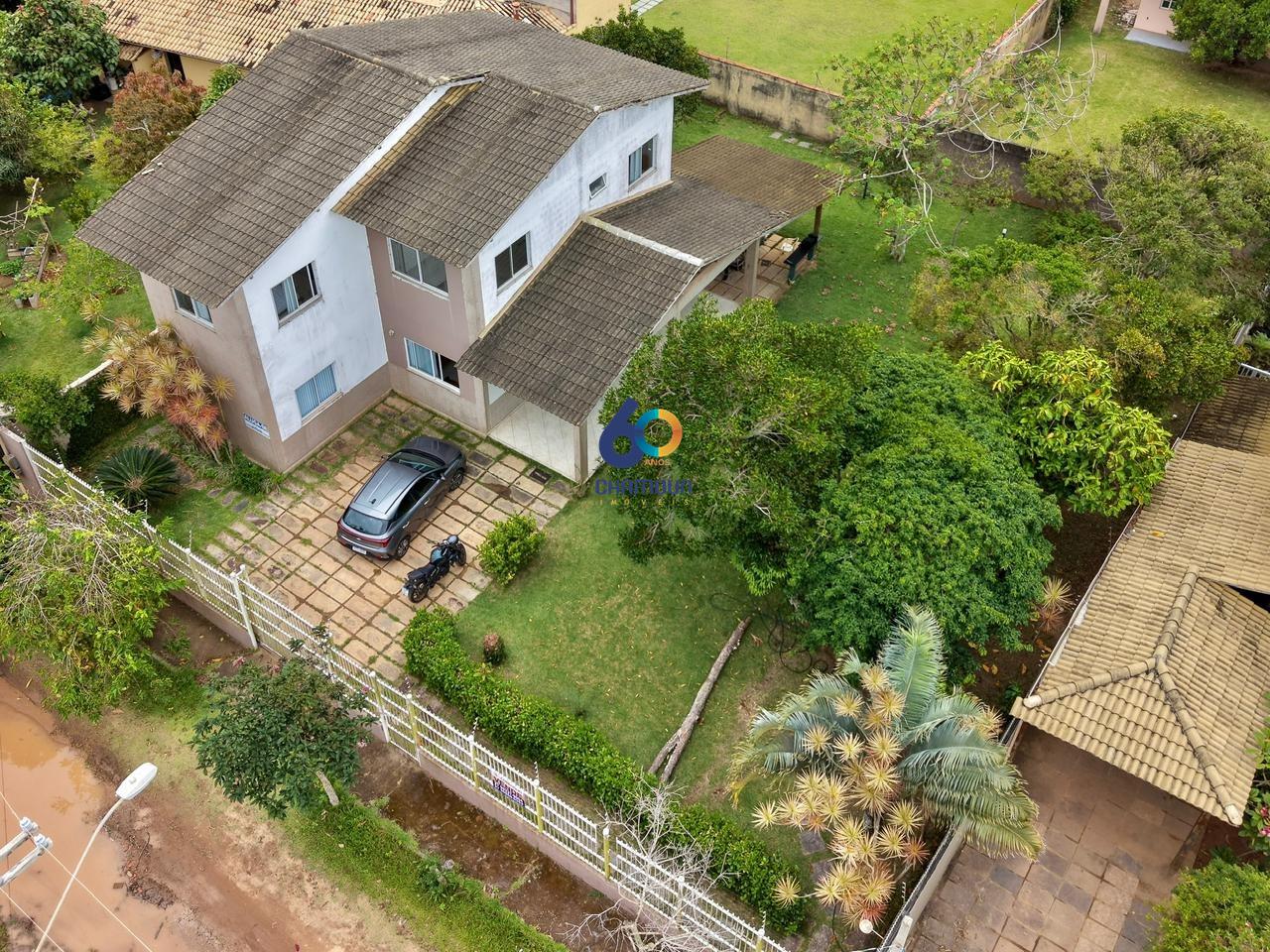 Casa à venda no Setiba: Casa com 4 quartos e 1 suíte na Praia de Setiba em Guarapari/ES