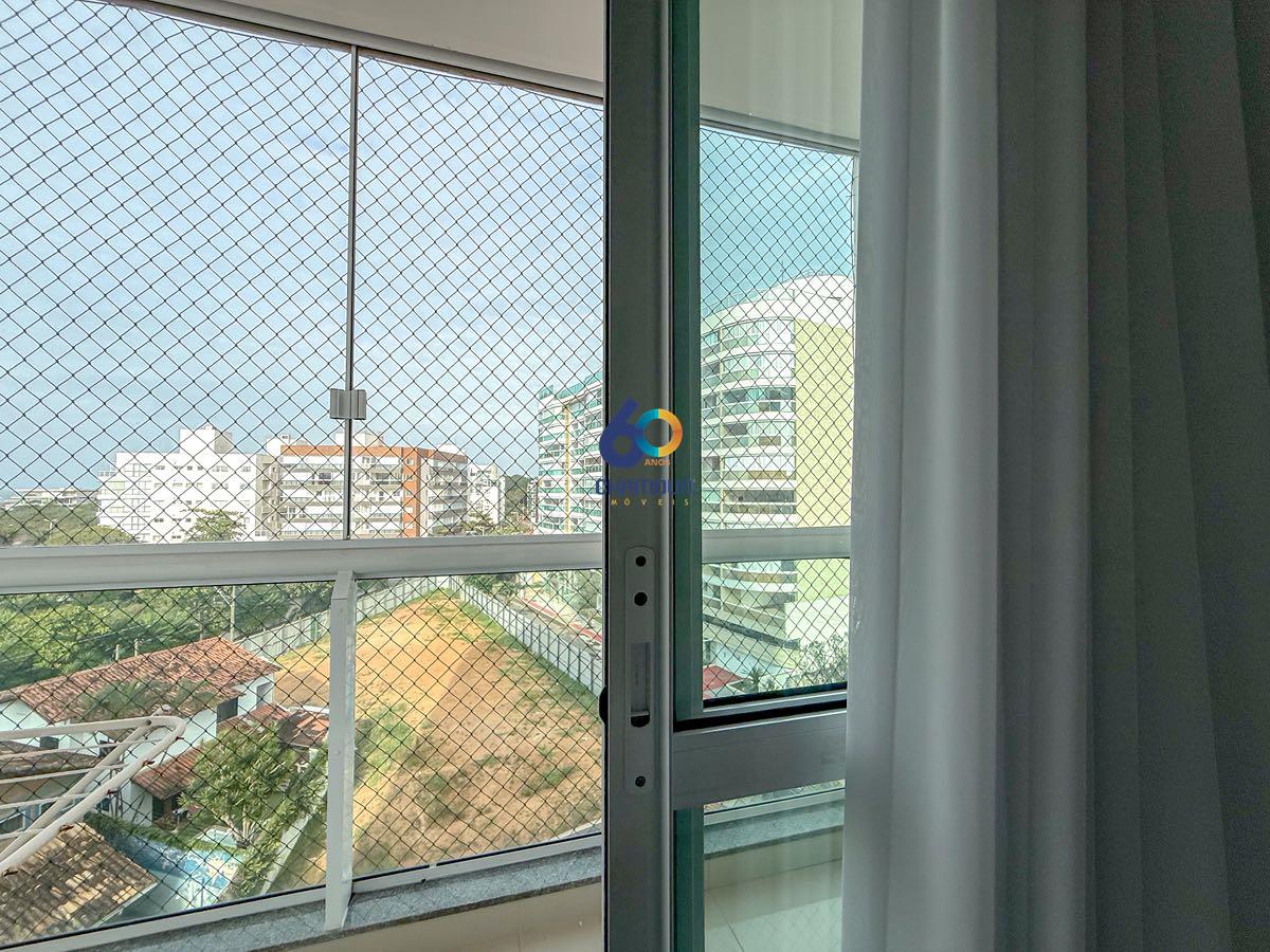 Apartamento à venda no Enseada Azul: 