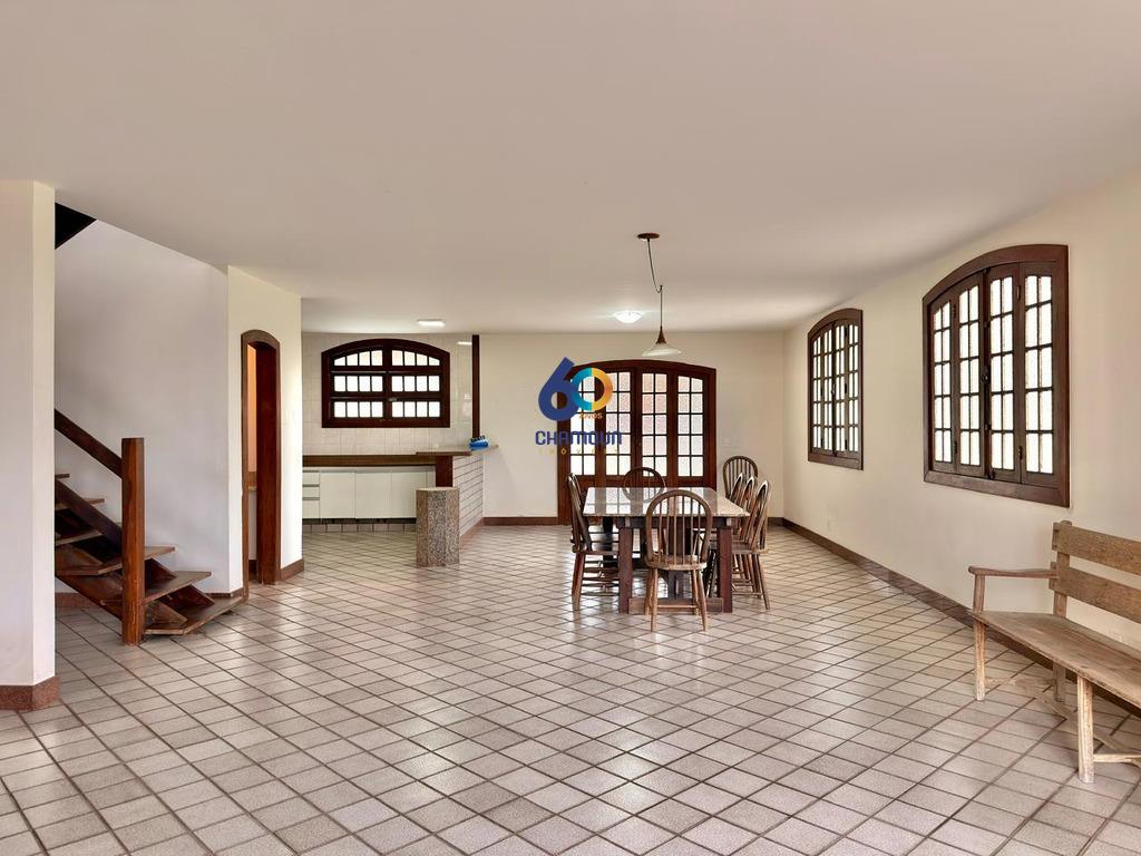 Casa à venda no Nova Guarapari: Casa 4 quartos 4 suítes 6 banheiros e 4 vagas de garagem em Nova Guarapari