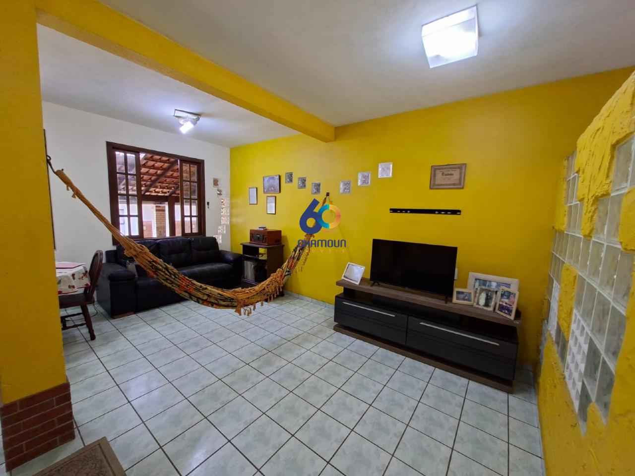 Casa à venda no Santa Monica: Casa na Praia de Santa Monica Guarapari 2 quartos