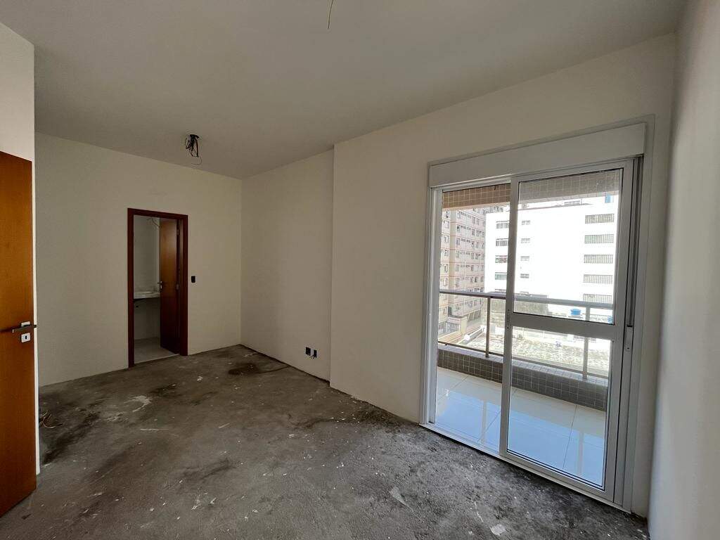 Apartamento à venda no Embaré: 
