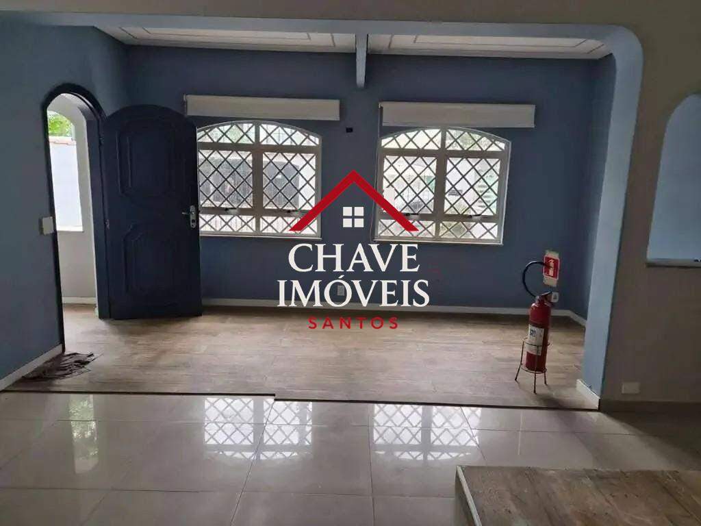 Casa à venda no Embaré: 