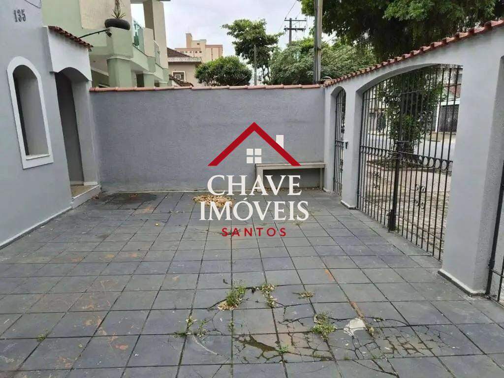 Casa à venda no Embaré: 