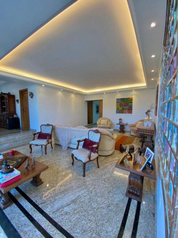 Apartamento à venda no Embaré: 