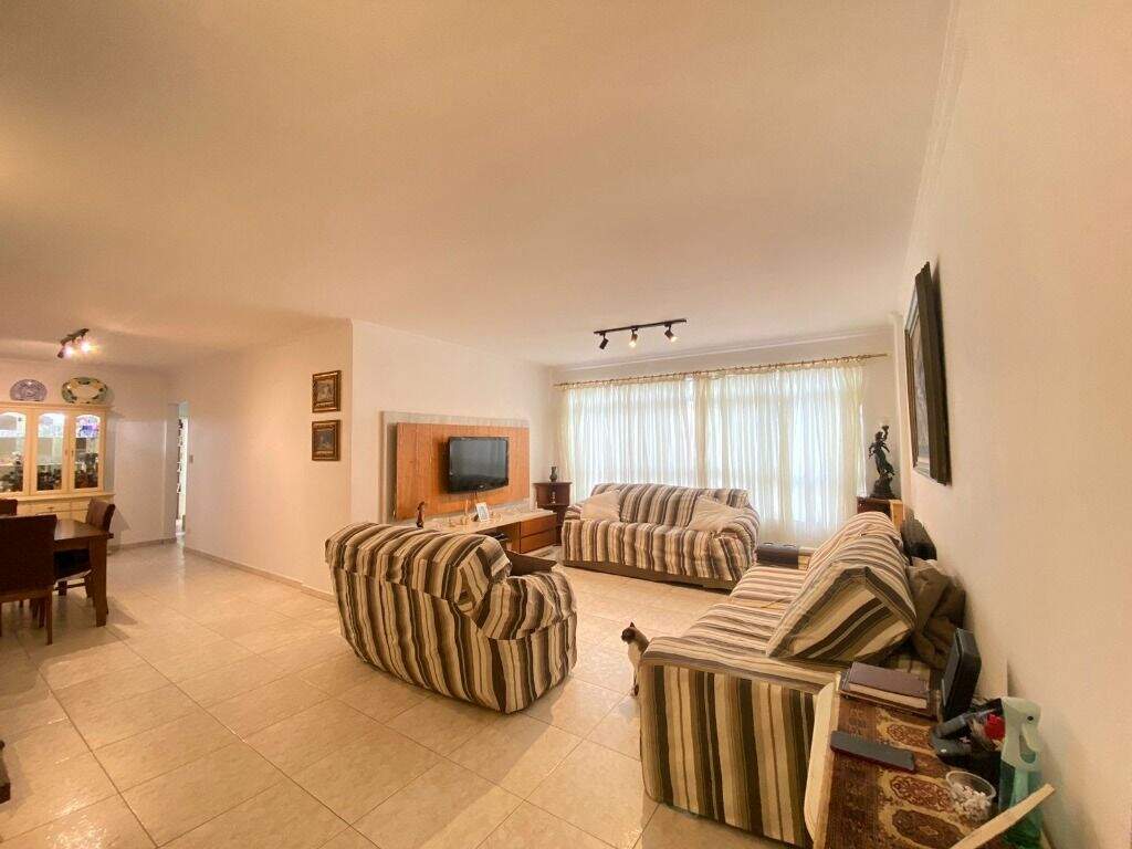 Apartamento à venda no Ponta da Praia: 
