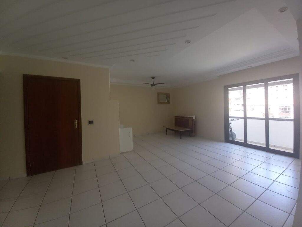 Apartamento à venda no Embaré: 