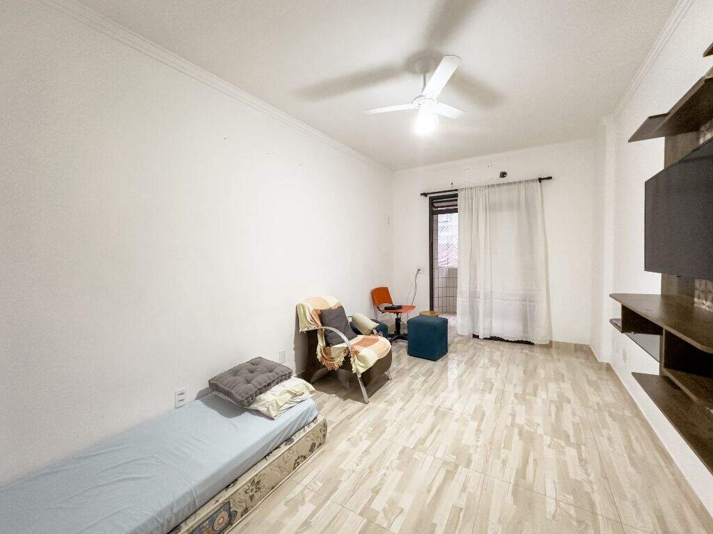 Apartamento à venda no Ponta da Praia: 