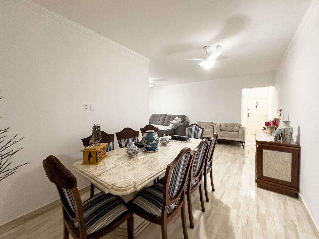 Apartamento à venda no Ponta da Praia: 